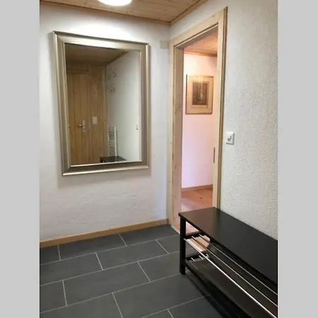 Apartment Saaner Mountain Home. Gsteig