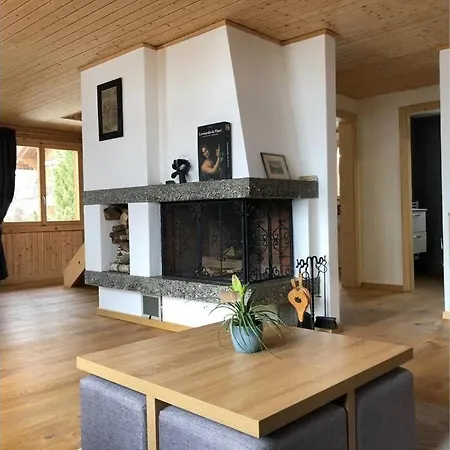 Saaner Mountain Home. Apartment